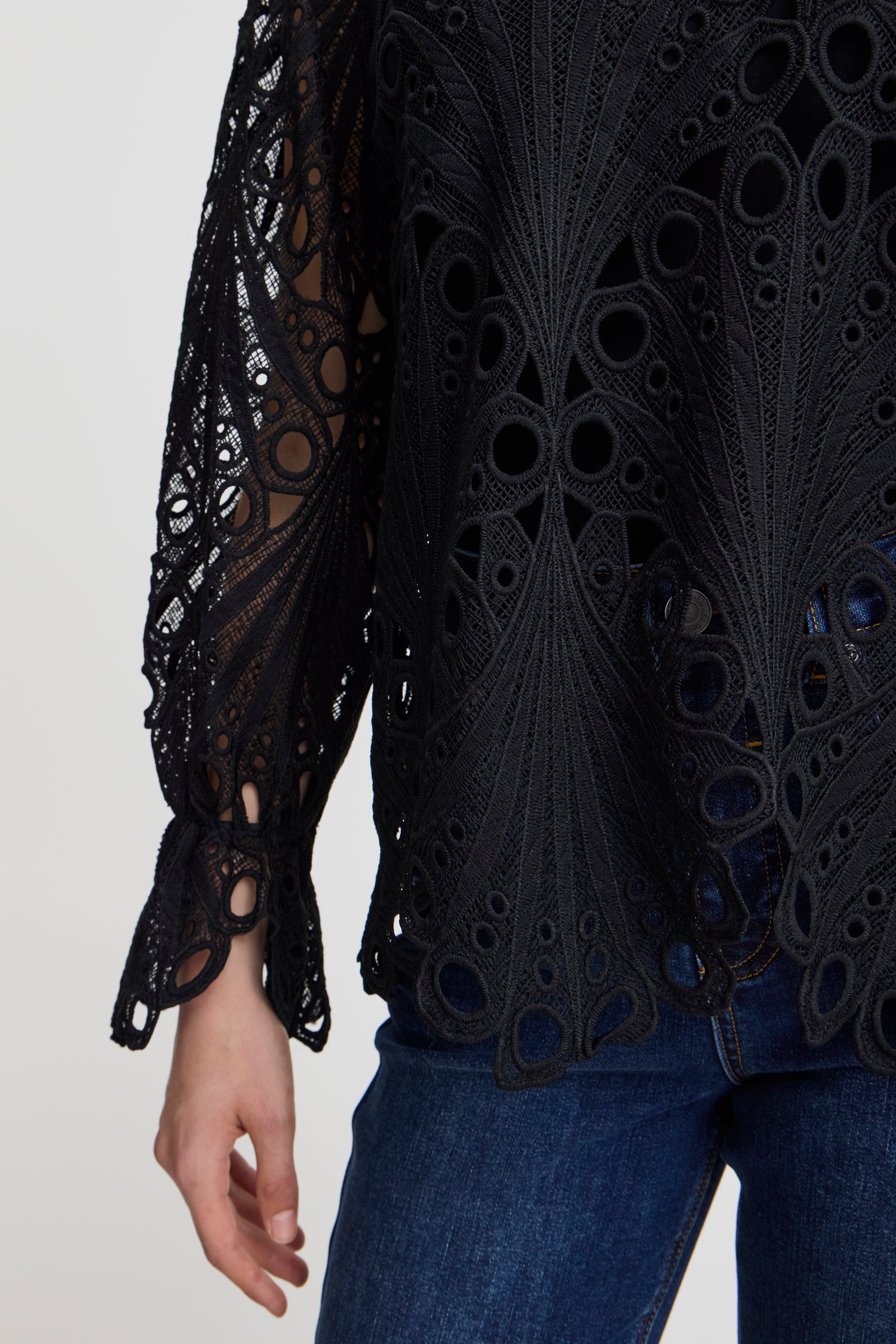 Fransa Black lace long sleeve blouse