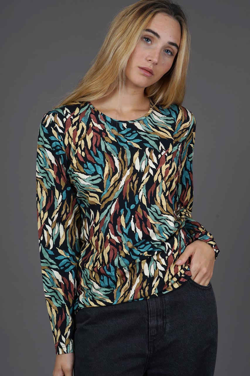 Round neck printed top with long sleeve. Blue Pink Or Tan51704 A24