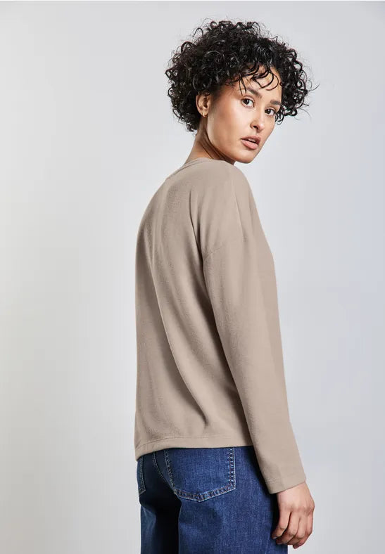 Street One Cosy v Neck Jumper in Honey Sand 322598