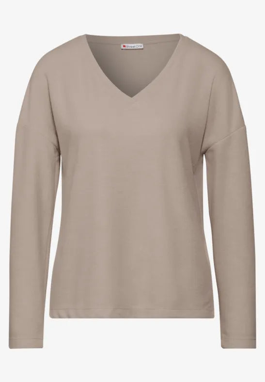 Street One Cosy v Neck Jumper in Honey Sand 322598