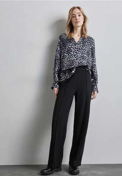 Street One Satin Animal print v neck blouse 45208