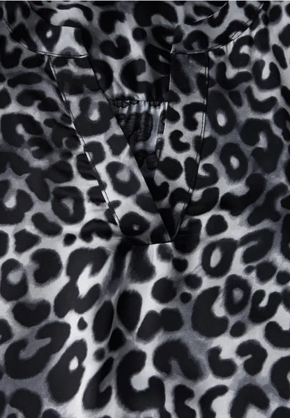 Street One Satin Animal print v neck blouse 45208