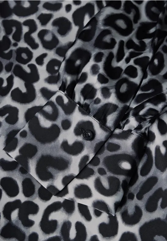 Street One Satin Animal print v neck blouse 45208