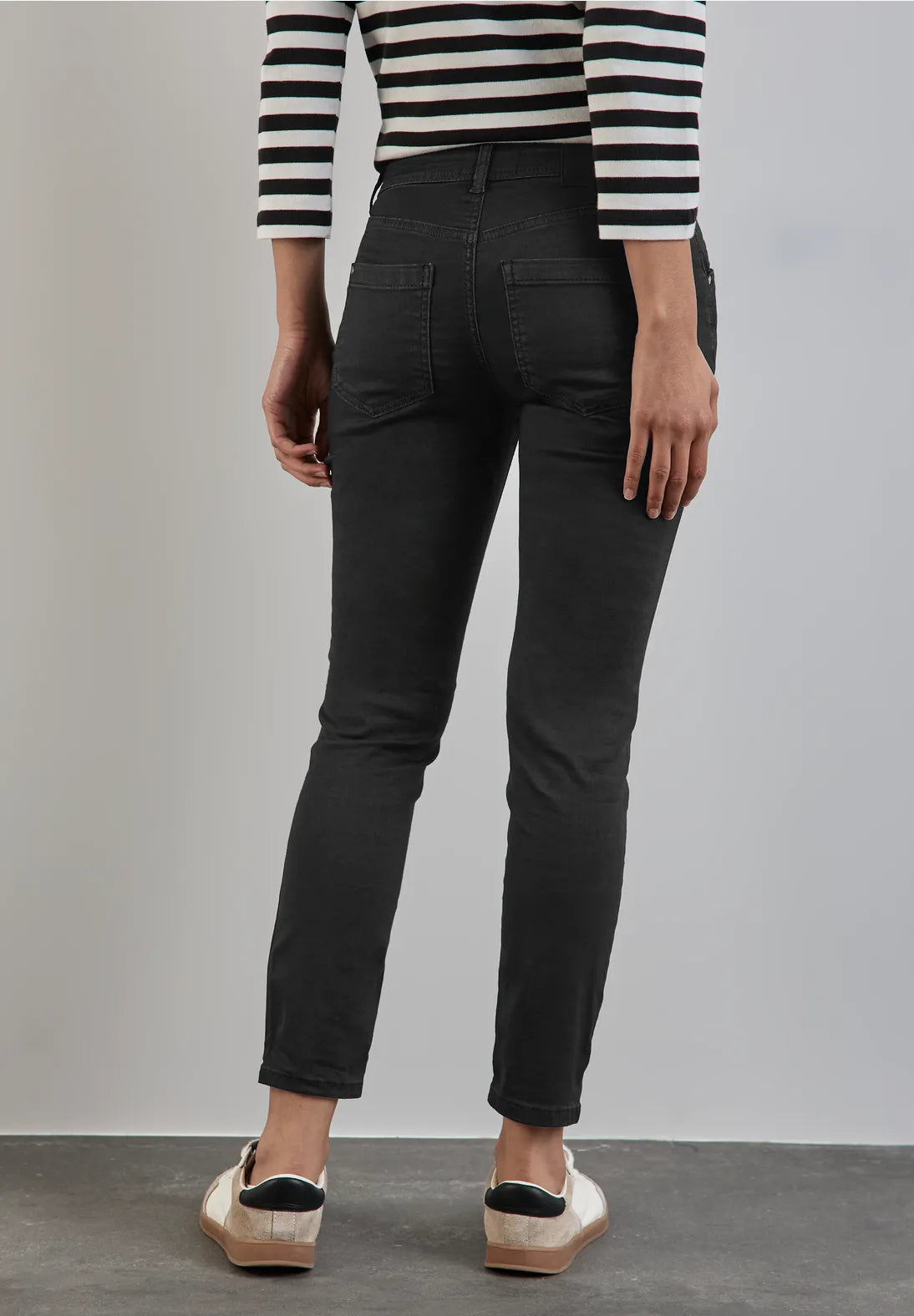 Street One Envy Jeans in Black  30&quot; Slim Leg 377762