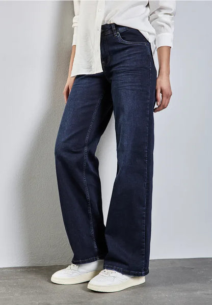 Street One Wide Leg Jean. 30&quot; leg length  378666