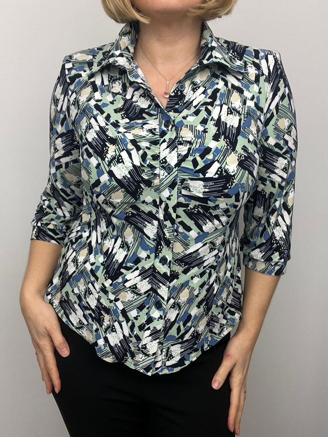 Ilona Edyta Blouse in green and navy print