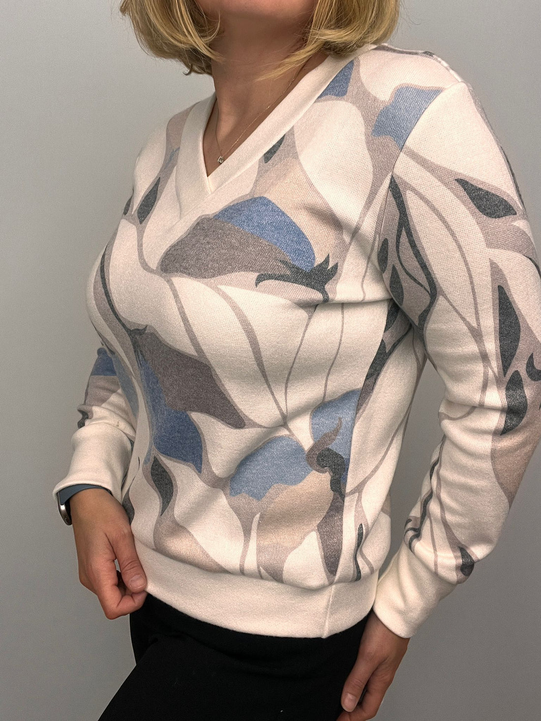 Ilona V Neck Sweatshirt/jumper Blue Cream and Taupe Mix