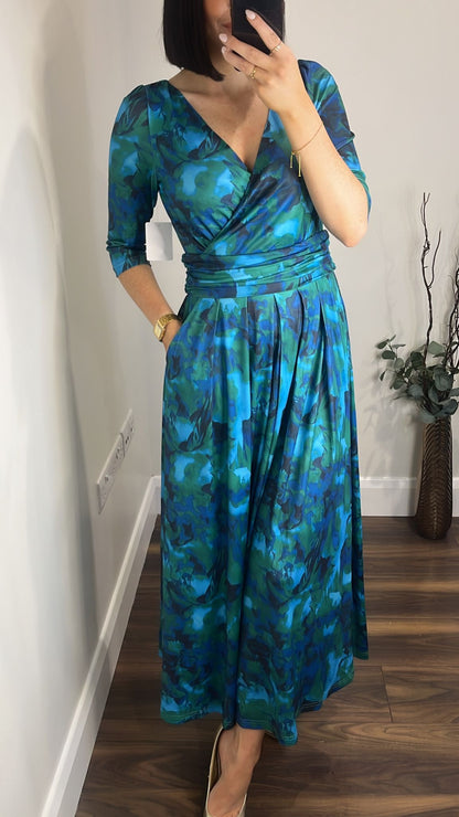 Amber Peacock Jersey Midi Dress      Z041898 Blue