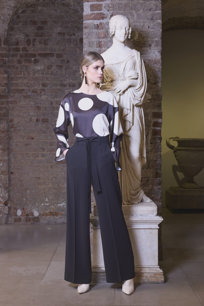 Kate Cooper Black Wide leg trousers with Tie Belt