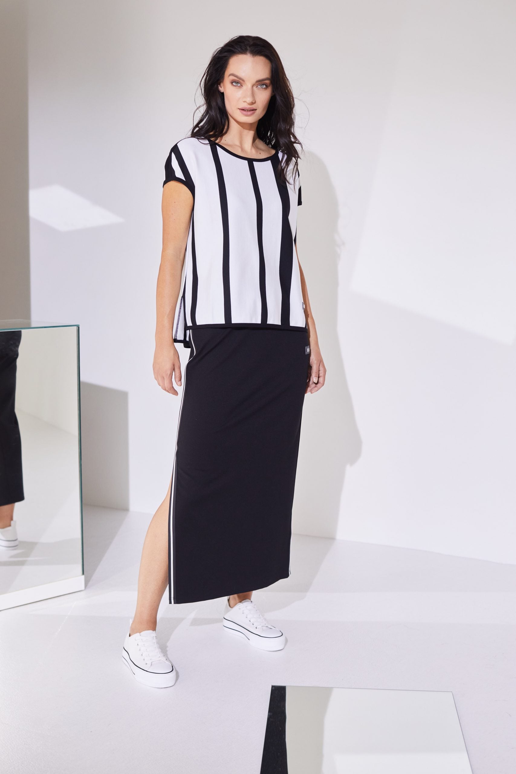 Naya Long jersey skirt with trim Nas24235