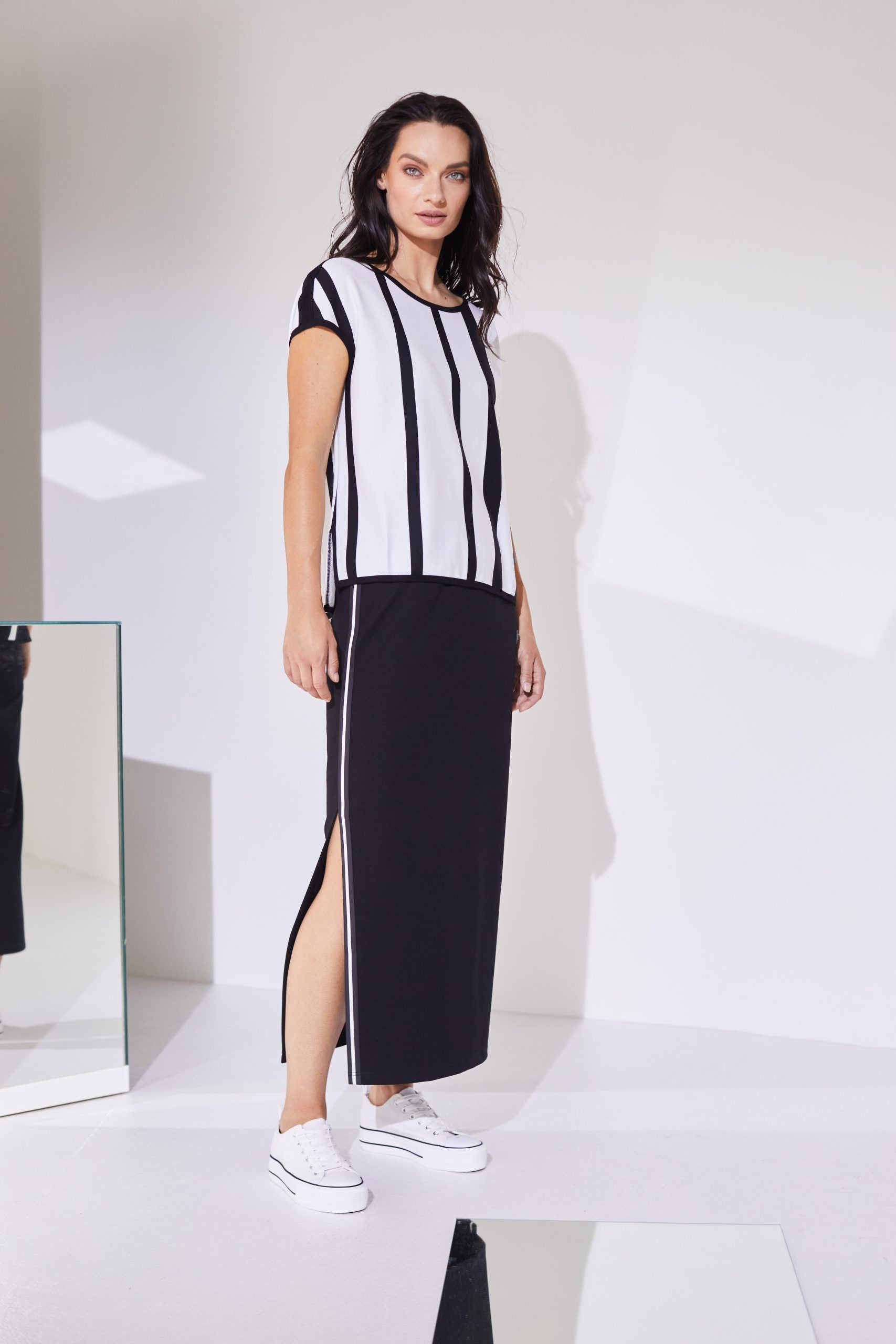 Naya Long jersey skirt with trim Nas24235