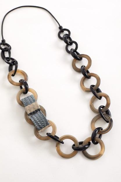 Naya loop and bead necklace Naw23274